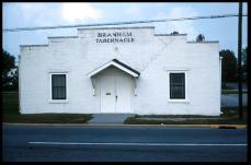 william branham tabernackle.jpg